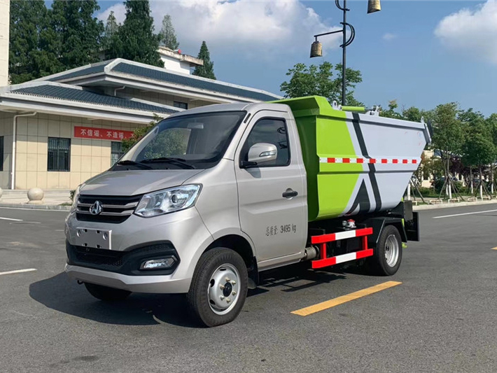中威长安3方蓝牌无泄漏压缩垃圾车
