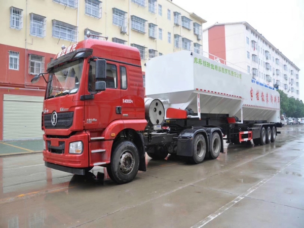 中威35吨半挂散装饲料车